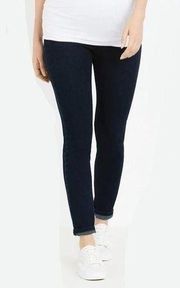 NWT. MOTHERHOOD MATERNITY Jeans