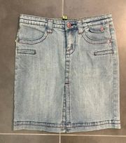 Like new adorable  denim skirt.