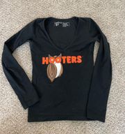 Hooters long sleeve black top