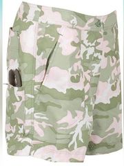 Guy Harvey Ladies AFTCO camo Fishing Shorts