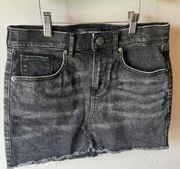 EXPRESS straight mini charcoal wash mid rise denim skirt faded modern size 0.