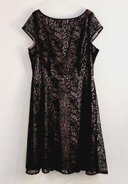 𝅺black LABEL by Evan- Picone, Lace black color Women’s Dress Size 16 Fully Lined