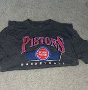 detroit pistons t-shirt