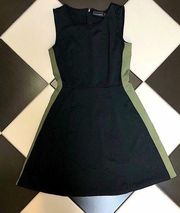 Cynthia Rowley Stretchy Skater Fit & Flare Dress Black & Olive Green size Small