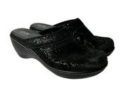 Soft Walk Black Floral Leather Upper Clogs Women’s Size 8.5