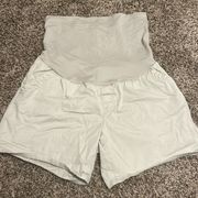 Liz Lange maternity shorts