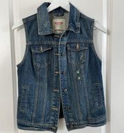 Mossimo Women’s Distressed Denim Vest Size S