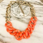 Aldo Coral Pink Acrylic Chain Link Necklace Chunky Gold Toned Metal Statement