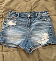 AE Curvy Mom Shorts 