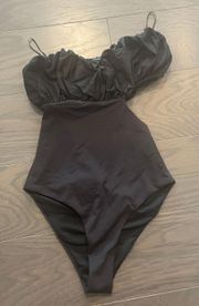 One Piece Swimsuit • Size M