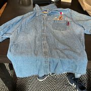 Disney denim Tigger button up shirt. Size 20. Retro 90’s. Good used condition.