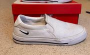 Court Legacy Slip-On Sneakers