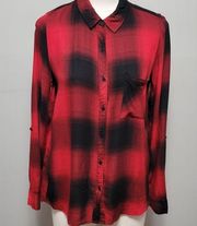 Stitch fix  staccato red checkered button down size small