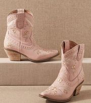 NWT Anthropologie Dingo 1969 Primrose Leather Booties Sz10 Cowboy embroidery