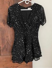 Le Lis Star Romper Womens Medium Black Astrology Galaxy Flutter Vneck