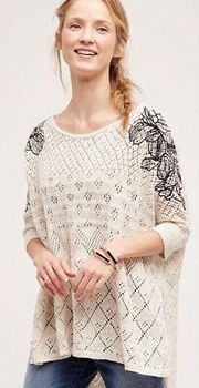 Knitted & Knotted Floral Embroidered Launa Poncho Sweater Crochet Chunky sz.xs/s
