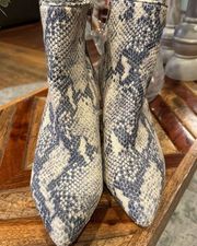 Steve Madden Leila Ankle Boot White Snakeskin condition in pics