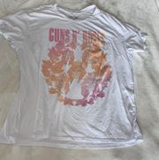 Comfy Guns & Roses Tee