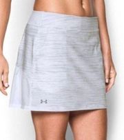 NWOT Under Armour 14” Pleated Mid Rise Gray And White Tennis Golf Skirt Size L