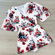 cupcakes & cashmere Kieri Floral Romper White Red Pink Size 2 EUC