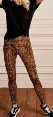 Stella & Dot "Don't Let Them Tell You No" Leopard Print Workout Leggings Size L