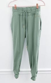 Gymshark Whitney Simmons Fitted Jogger Moss Green