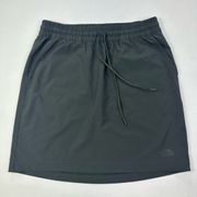 * The north face skirt with pockets charcoal cooor size small