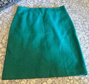 Jcrew the pencil skirt in Kelly green size 4