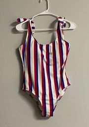 No boundaries M (7-9) red white and blue one piece