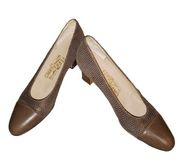 Vintage Ferragamo Womens Size 8AA Luna Golden Bronze Pebbled Leather Block Heel