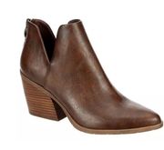 MICHAEL by Michael Shannon Aubrey Brown Ankle Boots Size 9