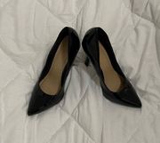 Black Pattern Leather Pumps