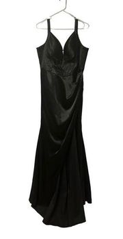 Cinderella Divine 12 Black Floor Length Formal Sleeveless Gown Dress Front Slit