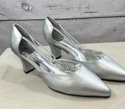 Easy Street Alive 5 size 9W silver 2.5 inch heels with jewels