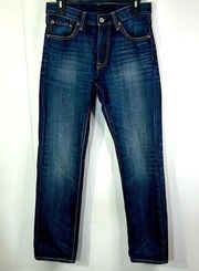 Uniqlo mid rise, straight leg, regular fit jeans in women’s size 29.
