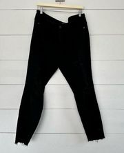 Judy Blue Women’s 1X Plus Size Black Ripped Skinny Jeans