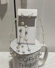 Brand New!! Wire hoop earring with faux pearls