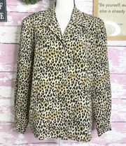 VINTAGE  Women’s cheetah Animal Print Button Down Shirt in a size 12