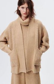 ZARA  Chunky Knit Oversized Cardigan Sweater Small Tan Cozy Minimalist