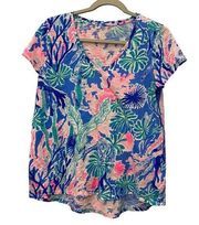 Lilly Pulitzer T Shirt Medium Pink Blue Coral Women's V Neck Short Sleeve Beach