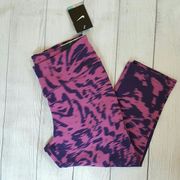 Nike NWT  Dri-Fit Crop Leggings Size Large ion shades of Purple & Pink