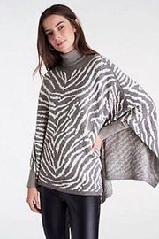 NWT Women's Ann Taylor Zebra Print Poncho Sweater in Charcoal Gray Size XS/S