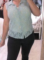 Kimchi Blu size medium blue Lacey sleeveless top