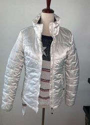 White jacket puffy size small