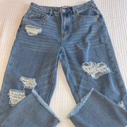 FOREVER 21 Jeans Size 30/10 Highrise Distressed Straight Leg Boyfriend Relaxed