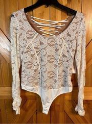 Bisou Bisou January Ivory bodysuit blouse size medium nwt (1869)