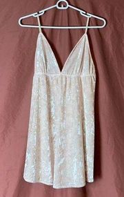 CHEALSEA28 BABY PINK VELVET MINI CAMI DRESS