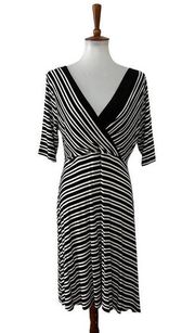 Motherhood Maternity Elbow Sleeve Faux Wrap Dress Nursing Black White M Medium