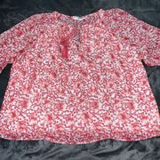 BB Dakota Steve Madden floral 100% polyester blouse V-neck sz L red floral