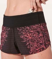 Lululemon Speed Up Short Size 4 Pink Infinity Glossy Black 2.5” W7ALUR Floral